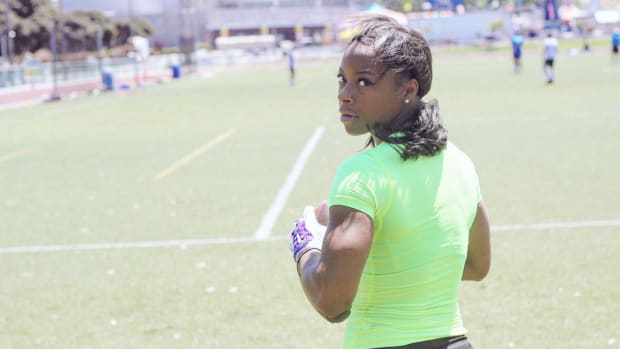 harris-antoinette-football.jpg